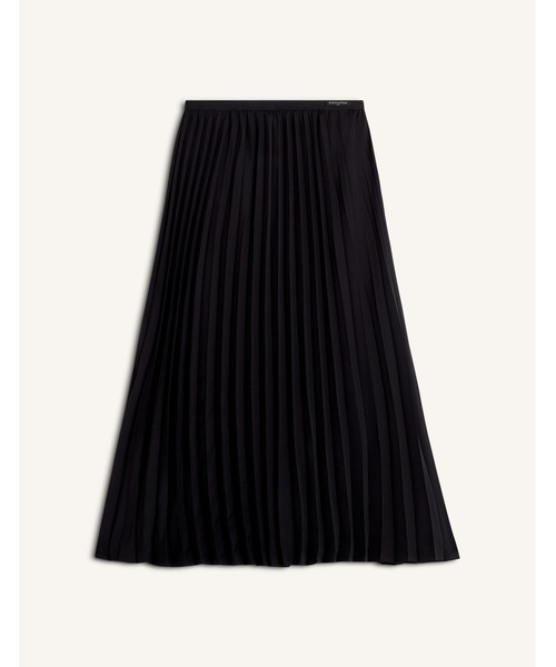 Maison Kitsune(メゾンキツネ)の「MIDI PLEATED SKIRT(スカート・レディース・ブラック・36/34)」の2枚目の写真