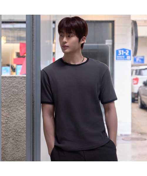 HYOJI(ヒョージ)の「26 SS セミクロップワッフルリンガー半袖Tシャツ(2カラー)(Tシャツ/カットソー・メンズ・ブラック/チャコール・L/M)」の2枚目の写真