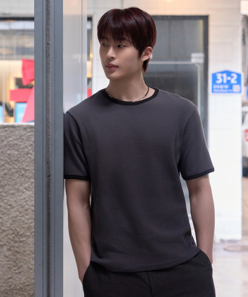 HYOJI(ヒョージ)の「26 SS セミクロップワッフルリンガー半袖Tシャツ(2カラー)(Tシャツ/カットソー・メンズ・ブラック/チャコール・L/M)」の3枚目の写真