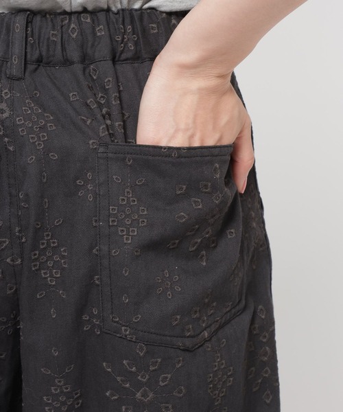 niko and...(ニコアンド)の「ステキナ刺繍ハーフパンツ(その他パンツ・レディース・ブラック/アイボリー・FREE)」の11枚目の写真