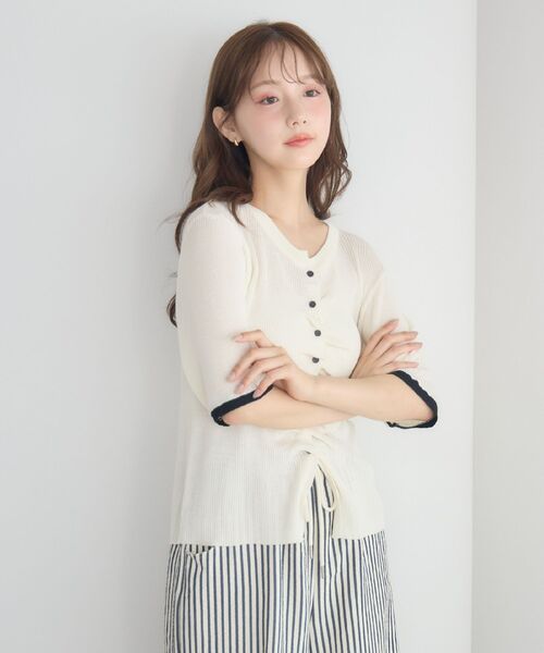 RETRO GIRL(レトロガール)の「ギャザーシアーニットカーデ(Tシャツ/カットソー・レディース・オフホワイト/ブルー/レッド・FREE)」の6枚目の写真