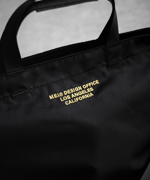 MEI(メイ)の「MEI TOTEBAG M ロゴプレート2WAYトートショルダーバッグ(トートバッグ・メンズ・ブラック/チャコール・FREE)」の18枚目の写真