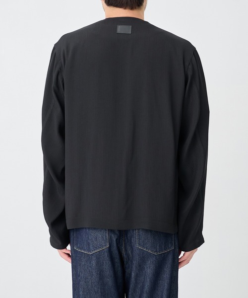 THE TOKYO(ザトウキョウ)の「【SILKα/シルクアルファ】SILK α Pleats Summer Cardigan(カーディガン/ボレロ・メンズ・ブラック・48/46)」の4枚目の写真