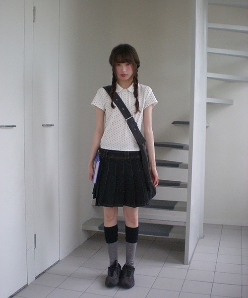 LAFFMO(ラフモ)の「ドット柄ポロカットソー(ポロシャツ・レディース・ネイビー/ホワイト・F)」の21枚目の写真