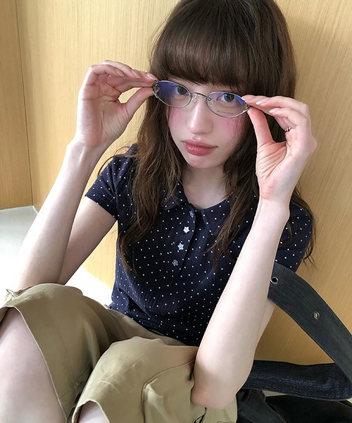 LAFFMO(ラフモ)の「ドット柄ポロカットソー(ポロシャツ・レディース・ネイビー/ホワイト・F)」の4枚目の写真