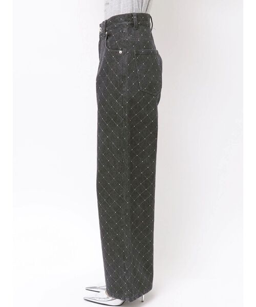 CALNAMUR(カルナムール)の「ダイヤステッチデニムパンツ(デニムパンツ・レディース・ブルー/ブラック・SMALL/MEDIUM)」の16枚目の写真
