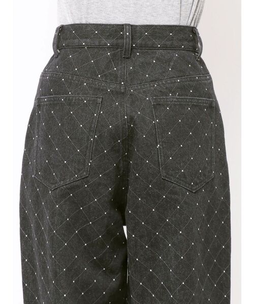 CALNAMUR(カルナムール)の「ダイヤステッチデニムパンツ(デニムパンツ・レディース・ブルー/ブラック・SMALL/MEDIUM)」の18枚目の写真