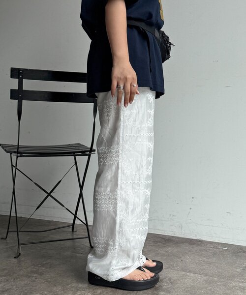 CPCM（シーピーシーエム）の「【セットアップ着用可】パッチワーク刺繍シアーパンツ（その他パンツ・レディース・オフホワイト/ブラック/ブラウン・FREE）」の5枚目の写真
