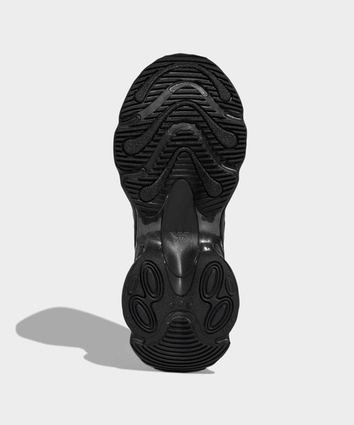 adidas(アディダス)の「オズヴィーナス / OZVENUZ W / アディダスオリジナルス adidas Originals / 厚底スニーカー(スニーカー・レディース・ブラック・23.5cm/22.0cm/22.5cm/23.0cm/26.5cm/25.5cm/26.0cm/24.0cm/24.5cm/25.0cm/27.0cm/27.5cm/28.0cm)」の3枚目の写真
