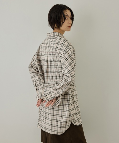 SALON adam et rope'(サロン アダム エ ロペ)の「Shuttle Notes 2WAYチェックシャツ(シャツ/ブラウス・レディース・グレー/ホワイト系その他・FREE)」の12枚目の写真