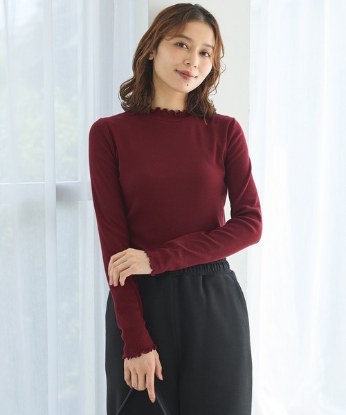 Honeys(ハニーズ)の「メローハイネックTシャツ(Tシャツ/カットソー・レディース・ブラック/ダークブルー/オフホワイト/グリーン/グレイッシュベージュ/マスタード/レッド系1/ブラウン・L/LL/M/S)」の16枚目の写真
