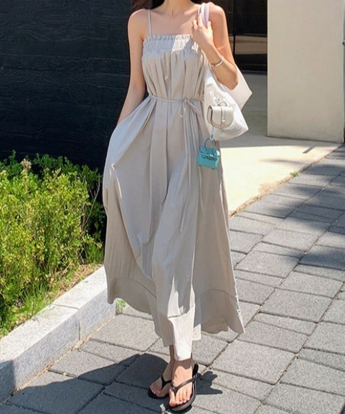 FLINEA（フリネア）の「シャーリングキャミワンピース（ジャンパースカート・レディース・グレー/ブラック・FREE）」の21枚目の写真