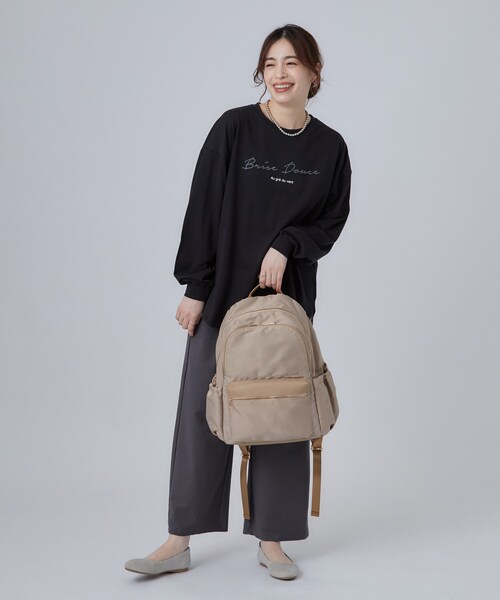 SHOO・LA・RUE(シューラルー)の「【撥水】10ポケットリュック(バックパック/リュック・レディース・ダークグレー/ブラック/ベージュ・00)」の9枚目の写真