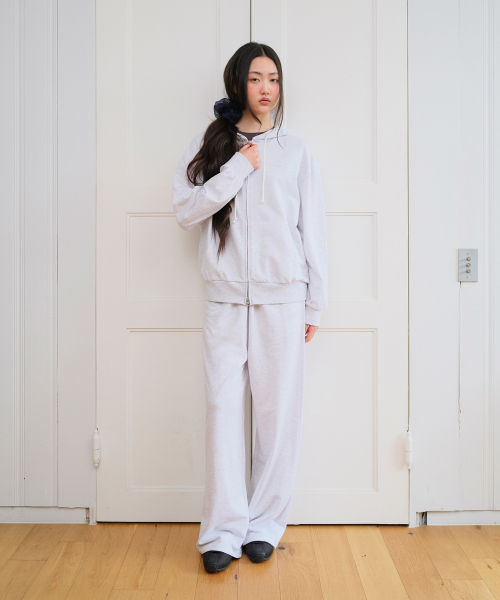 AMESWORLDWIDE(アメスワールドワイド)の「CLASSIC EASY SWEATPANTS LIGHT GREY(スウェットパンツ・レディース・その他・FREE/SMALL/MEDIUM)」の6枚目の写真
