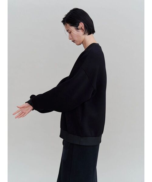UN3D.(アンスリード)の「TAPE EMBROIDERY TOP(スウェット・レディース・ブラック/グレー・38/36)」の16枚目の写真