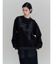 UN3D.(アンスリード)の「TAPE EMBROIDERY TOP テープエンブロイダリートップ(スウェット)」