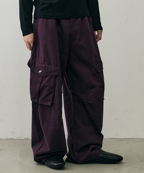 Shoowtime(ショウタイム)の「Military Strap Detail Wide Cargo Pants / ミリタリー ストラップディテール ワイド カーゴパンツ(カーゴパンツ・メンズ・パープル・SMALL/X-LARGE/LARGE/MEDIUM)」の8枚目の写真