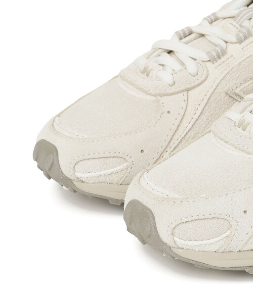 NEW BALANCE(ニューバランス)の「New Balance: U204L スニーカー(スニーカー・レディース・ブラウン/ベージュ・30/35/40/45)」の4枚目の写真