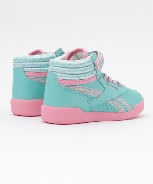 Reebok（リーボック）の「ディズニー「アナと雪の女王」 インファントシューズ Reebok CLASSIC（リーボック クラシック）（スニーカー・キッズ・アクア・14.5cm/15.0cm/15.5cm/16.0cm/12.5cm/13.5cm/11cm/13.0cm/14.0cm/12cm/10cm/9cm/11.5cm/10.5）」の5枚目の写真