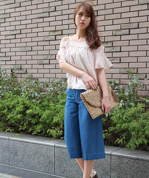 FREE'S MART（フリーズマート）の「オフショルダーブラウス（シャツ/ブラウス・レディース・ブルー/ホワイト/ピンク・FREE）」の5枚目の写真