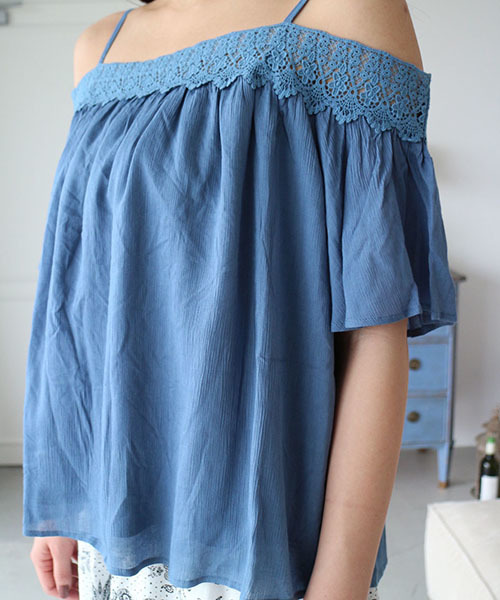 FREE'S MART（フリーズマート）の「オフショルダーブラウス（シャツ/ブラウス・レディース・ブルー/ホワイト/ピンク・FREE）」の10枚目の写真