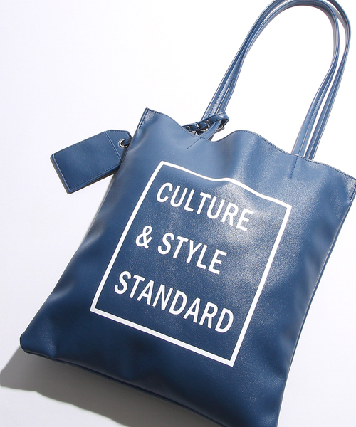 WEGO（ウィゴー）の「WEGO/ボックスロゴフェイクレザートートバッグ（トートバッグ・メンズ・ホワイト/ブラック/ネイビー・FREE）」の3枚目の写真