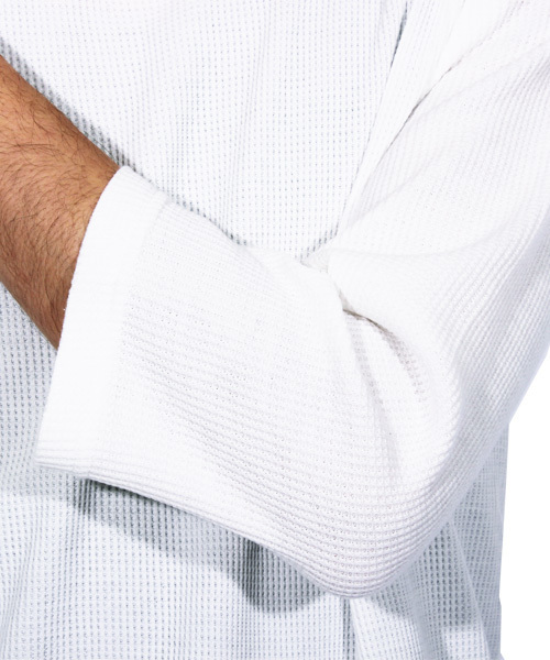 ８(eight)（エイト）の「ロング丈 7分袖Tシャツ ワッフル生地 サーマル カットソー （Tシャツ/カットソー・メンズ・ホワイト/ブラック/グレー/ネイビー・X-LARGE/LARGE/MEDIUM/SMALL）」の6枚目の写真