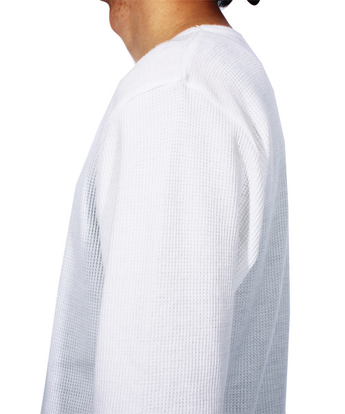 ８(eight)（エイト）の「ロング丈 7分袖Tシャツ ワッフル生地 サーマル カットソー （Tシャツ/カットソー・メンズ・ホワイト/ブラック/グレー/ネイビー・X-LARGE/LARGE/MEDIUM/SMALL）」の9枚目の写真