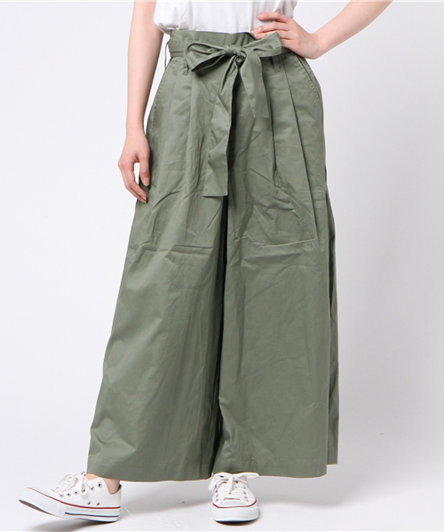 earth music&ecology(アースミュージックアンドエコロジー)の「・ハイウエストパンツ(その他パンツ・レディース・ライトカーキ/ライトインディゴブルー/ベージュ/インディゴブルー/ブラック・FREE)」の3枚目の写真