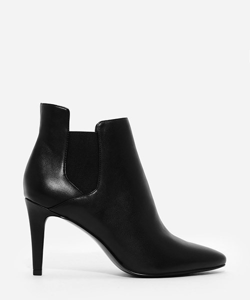 CHARLES & KEITH(チャールズ & キース)の「ヒールチェルシーブーツ / HEELED CHELSEA BOOTS(ブーツ・レディース・ブラック/ブラウン系その他/グレー・23cm/23.5cm/22.5cm/25cm/24.5cm)」の2枚目の写真