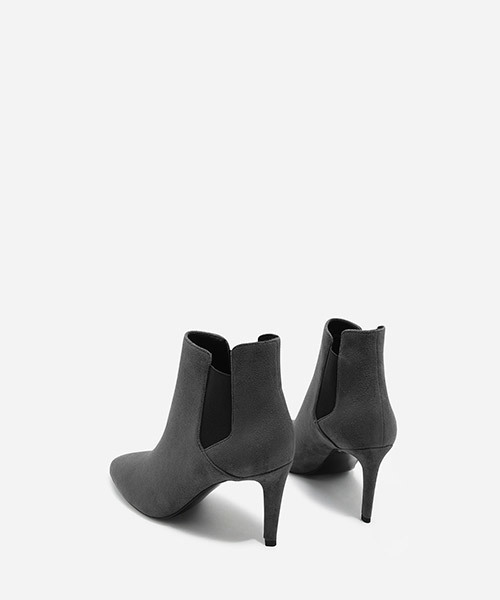 CHARLES & KEITH(チャールズ & キース)の「ヒールチェルシーブーツ / HEELED CHELSEA BOOTS(ブーツ・レディース・ブラック/ブラウン系その他/グレー・23cm/23.5cm/22.5cm/25cm/24.5cm)」の19枚目の写真