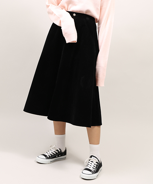 PUNYUS（プニュズ）の「ベロアミモレスカート（スカート・レディース・ブラック/イエロー/パープル/ワイン・1/2/3/4）」の2枚目の写真