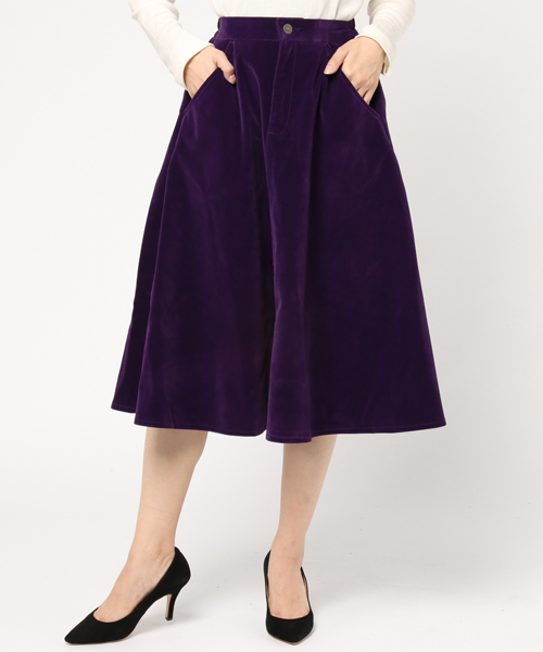 PUNYUS（プニュズ）の「ベロアミモレスカート（スカート・レディース・ブラック/イエロー/パープル/ワイン・1/2/3/4）」の5枚目の写真