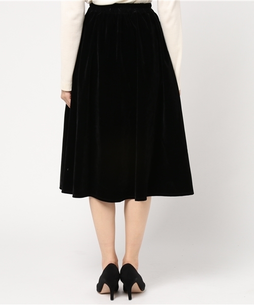 PUNYUS（プニュズ）の「ベロアミモレスカート（スカート・レディース・ブラック/イエロー/パープル/ワイン・1/2/3/4）」の7枚目の写真