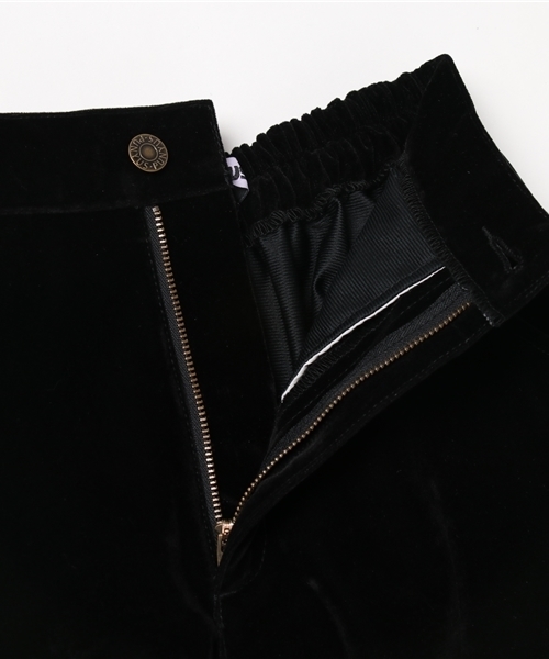 PUNYUS（プニュズ）の「ベロアミモレスカート（スカート・レディース・ブラック/イエロー/パープル/ワイン・1/2/3/4）」の10枚目の写真