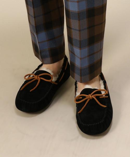 UGG(アグ)の「【WEB限定】<UGG(アグ)>DAKOTAダコタ スリッポンシューズ ◆(モカシン/デッキシューズ・レディース・ブラック/グレー/ブラウン・6/7/8/5)」の9枚目の写真