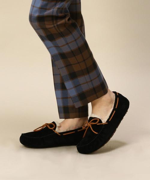 UGG(アグ)の「【WEB限定】<UGG(アグ)>DAKOTAダコタ スリッポンシューズ ◆(モカシン/デッキシューズ・レディース・ブラック/グレー/ブラウン・6/7/8/5)」の10枚目の写真