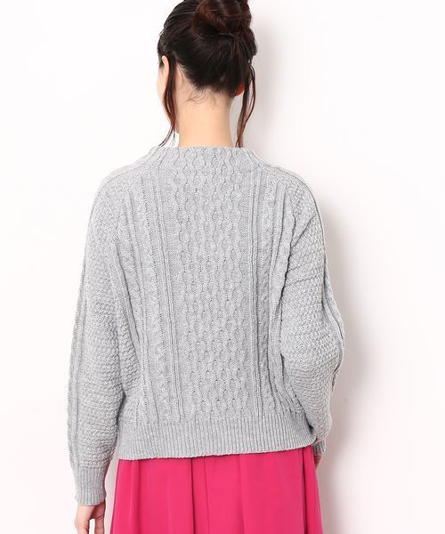 VIS（ビス）の「【WEB限定カラー】ボタン付きボトルネックプルオーバー（ニット/セーター・レディース・ホワイト/ライトグレー/ネイビー/ブルー系その他4・FREE）」の6枚目の写真