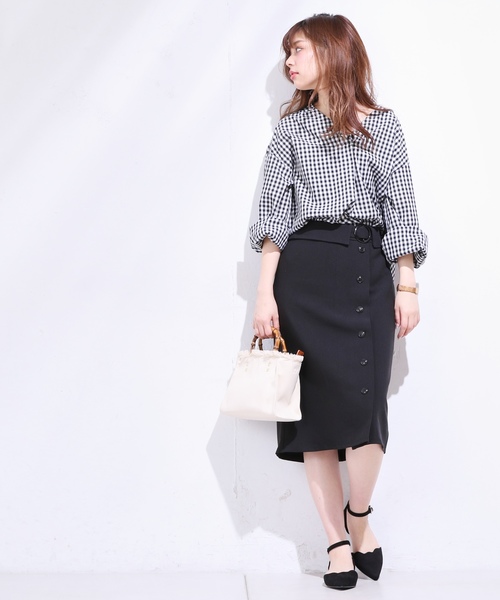 natural couture（ナチュラルクチュール）の「フロントボタンタイトSK（スカート・レディース・ブラック/カーキ/ピンクベージュ/サックスブルー・FREE）」の2枚目の写真