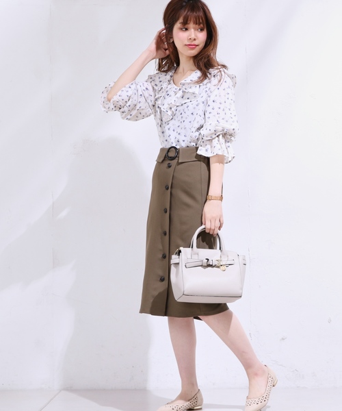 natural couture（ナチュラルクチュール）の「フロントボタンタイトSK（スカート・レディース・ブラック/カーキ/ピンクベージュ/サックスブルー・FREE）」の17枚目の写真