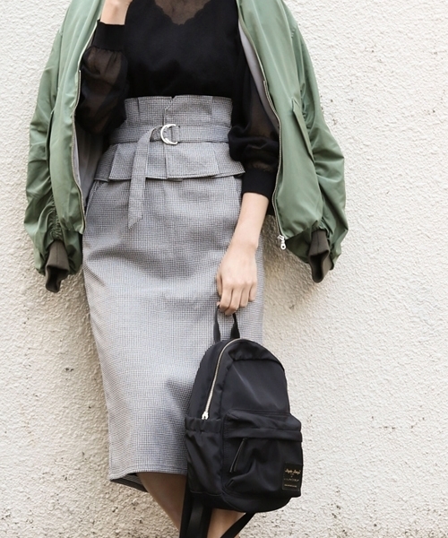 PAGEBOY（ページボーイ）の「コルセットベルトナロースカート（スカート・レディース・ライトグレー/カーキ/ブラック系その他/ネイビー/アイボリー/ブルー・FREE）」の2枚目の写真