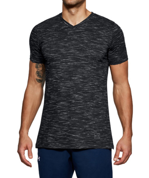 UNDER ARMOUR（アンダーアーマー）の「メンズ ライフスタイル半袖Tシャツ / スポーツスタイルコアVネック（Tシャツ/カットソー・メンズ・ブラック/ダークオリーブ/ホワイト/ネイビー/レッド/チャコールグレー/エメラルド・3XL/M/XXL/S/XL/L/SM/LG/MD）」の3枚目の写真