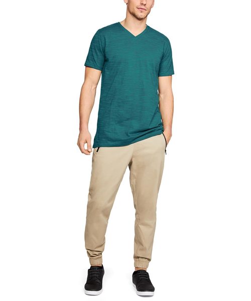 UNDER ARMOUR（アンダーアーマー）の「メンズ ライフスタイル半袖Tシャツ / スポーツスタイルコアVネック（Tシャツ/カットソー・メンズ・ブラック/ダークオリーブ/ホワイト/ネイビー/レッド/チャコールグレー/エメラルド・3XL/M/XXL/S/XL/L/SM/LG/MD）」の17枚目の写真