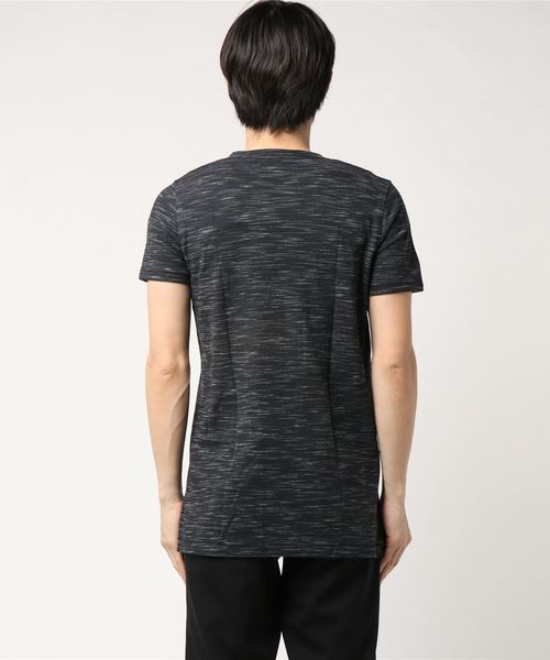 UNDER ARMOUR（アンダーアーマー）の「メンズ ライフスタイル半袖Tシャツ / スポーツスタイルコアVネック（Tシャツ/カットソー・メンズ・ブラック/ダークオリーブ/ホワイト/ネイビー/レッド/チャコールグレー/エメラルド・3XL/M/XXL/S/XL/L/SM/LG/MD）」の9枚目の写真