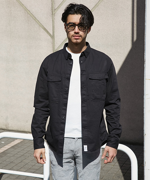 AZUL by moussy（アズールバイマウジー）の「長袖ミリタリーシャツ（シャツ/ブラウス・メンズ・ブラック/カーキ・SMALL/MEDIUM/LARGE）」の7枚目の写真