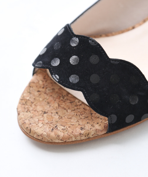 Au BANNISTER（オゥバニスター）の「スカラップオープントゥパンプス（パンプス・レディース・ブラック/ブルー/オレンジ・36/37/38/39/35）」の9枚目の写真