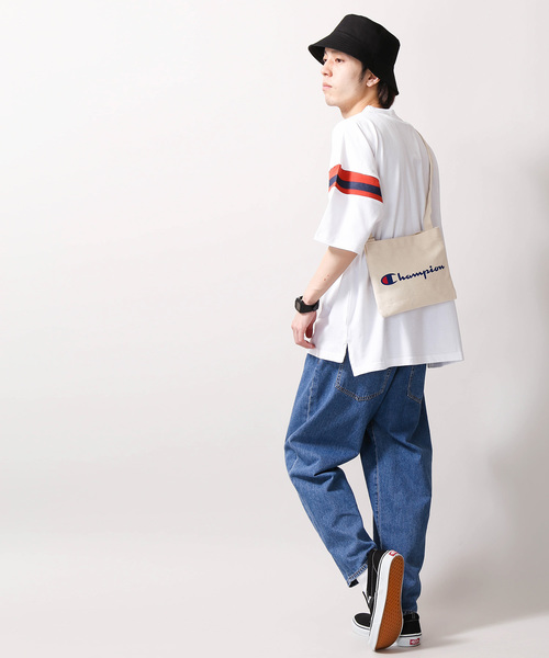 Champion(チャンピオン)の「∴WEGO/Champion別注サコッシュ(ショルダーバッグ・メンズ・ホワイト/ブラック/レッド/ピンク/グリーン/マスタード・FREE)」の11枚目の写真