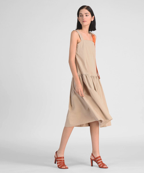 CHARLES & KEITH(チャールズ & キース)の「マルチストラップスリングバックサンダル / MULTI STRAP SLINGBACK SANDALS(サンダル・レディース・オレンジ/ライトグレー・23cm/24.5cm/23.5cm/25cm)」の14枚目の写真