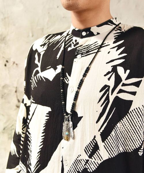 チャイハネ（チャイハネ）の「【チャイハネ】フェザーメタルMEN'Sネックレス（ネックレス・メンズ・レッド/ブラック・FREE）」の2枚目の写真