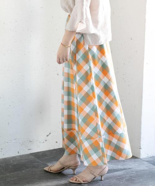 URBAN RESEARCH ROSSO WOMEN（アーバンリサーチ　ロッソ）の「カラーブロックマキシスカート∴（スカート・レディース・グリーン系その他/オレンジ系その他・38/36）」の4枚目の写真